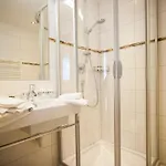 Schoenauer Hof 3* Bach (Tyrol)