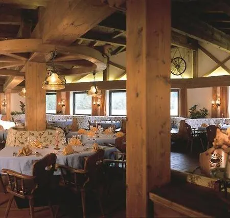 Schonauer Hof Otel Bach (Tyrol)