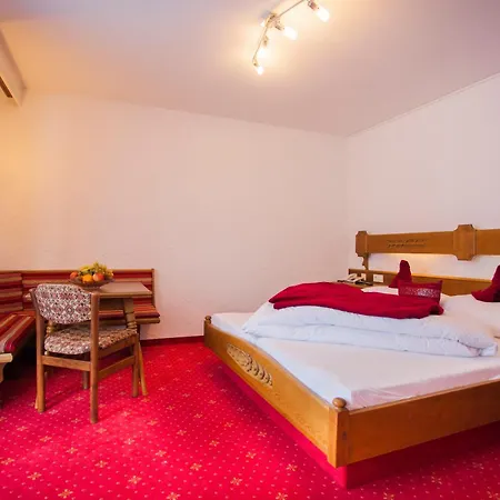 Schoenauer Hof 3* باخ