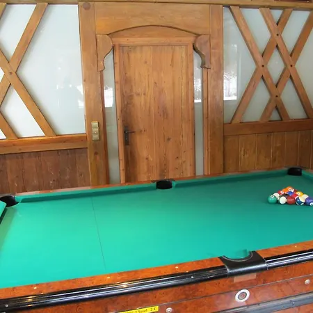 Otel Schonauer Hof 3*