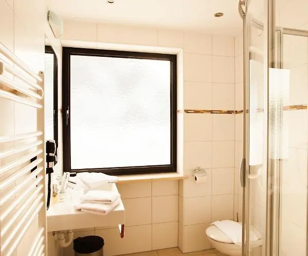 Hotel Schoenauer Hof Bach (Tyrol)